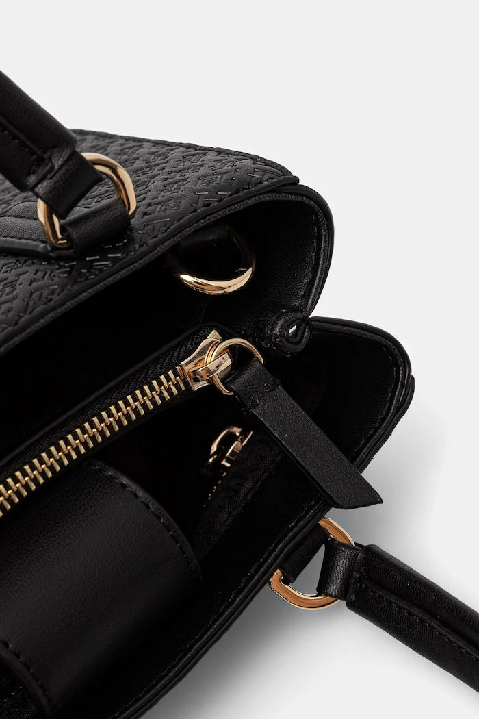 Tommy Hilfiger kadın crossbody çanta