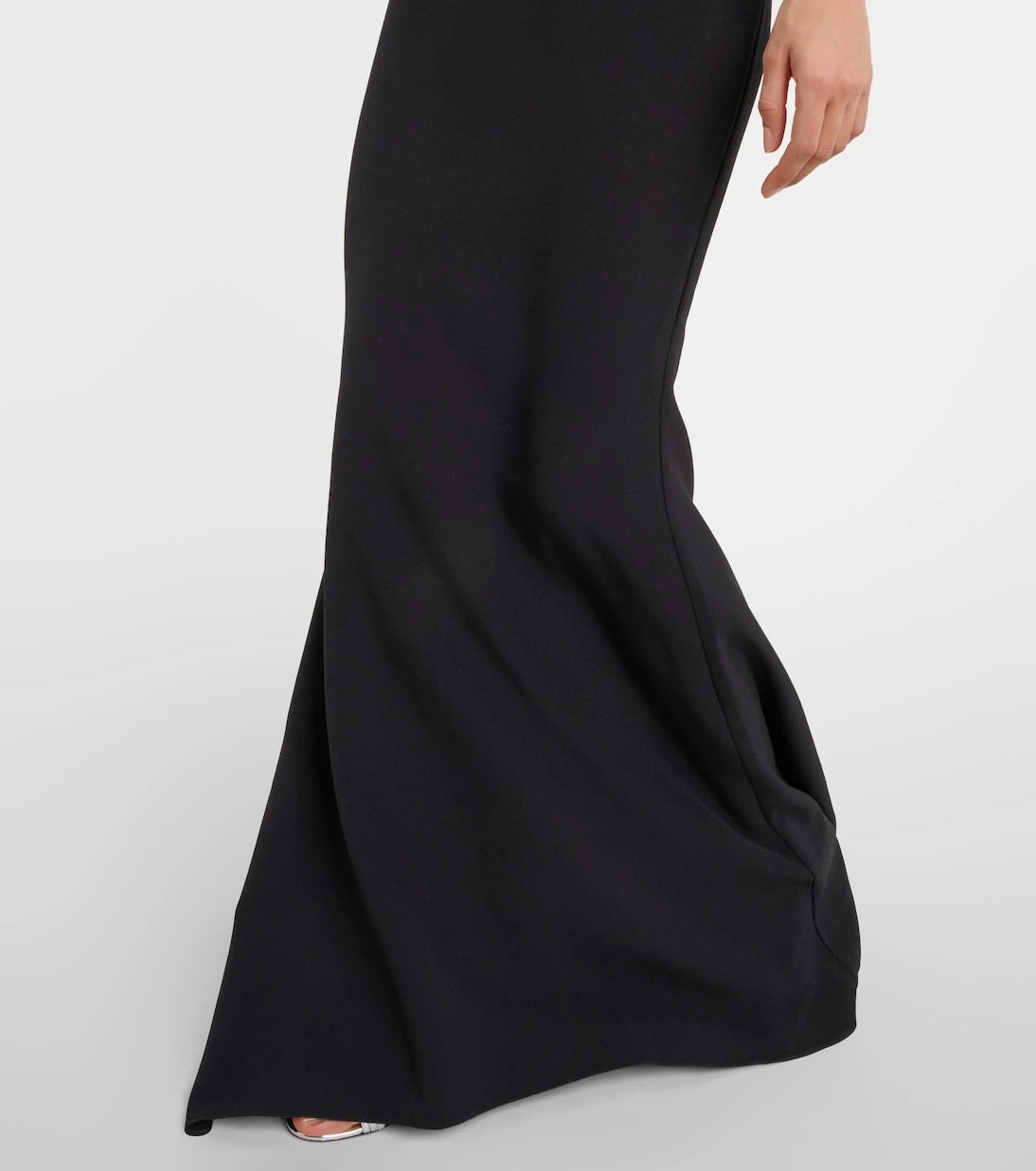 Safiyaa - Pollina crêpe gown