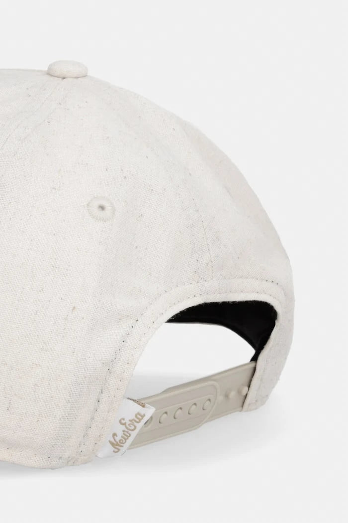 New Era бейзболна шапка от лен OVAL PATCH LINEN EFRAME