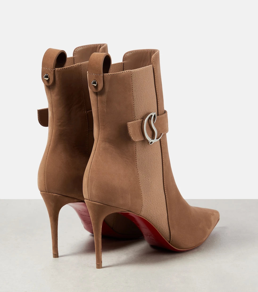 Christian Louboutin - CL Chelsea Booty حذاء الكاحل من الشمواه
