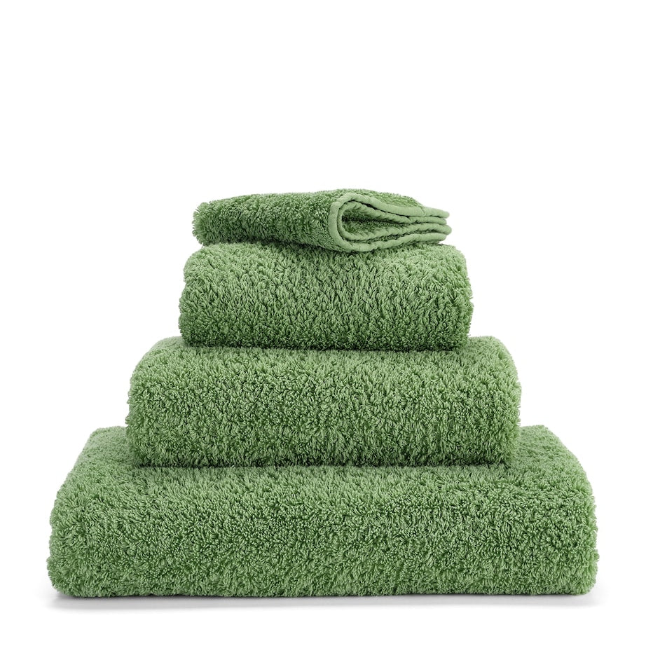 Super Pile Bath Sheet (105cm x 180cm)