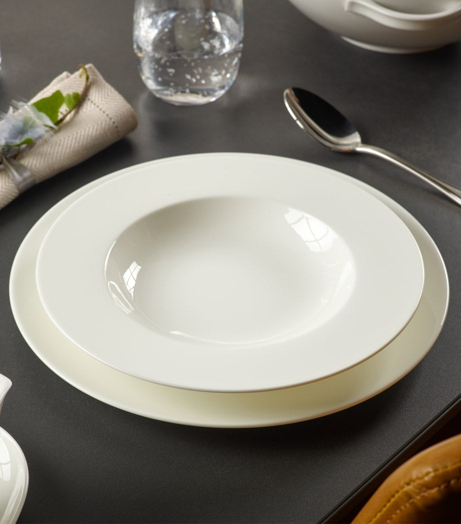 Porcelain Anmut Soup Bowl (25cm)