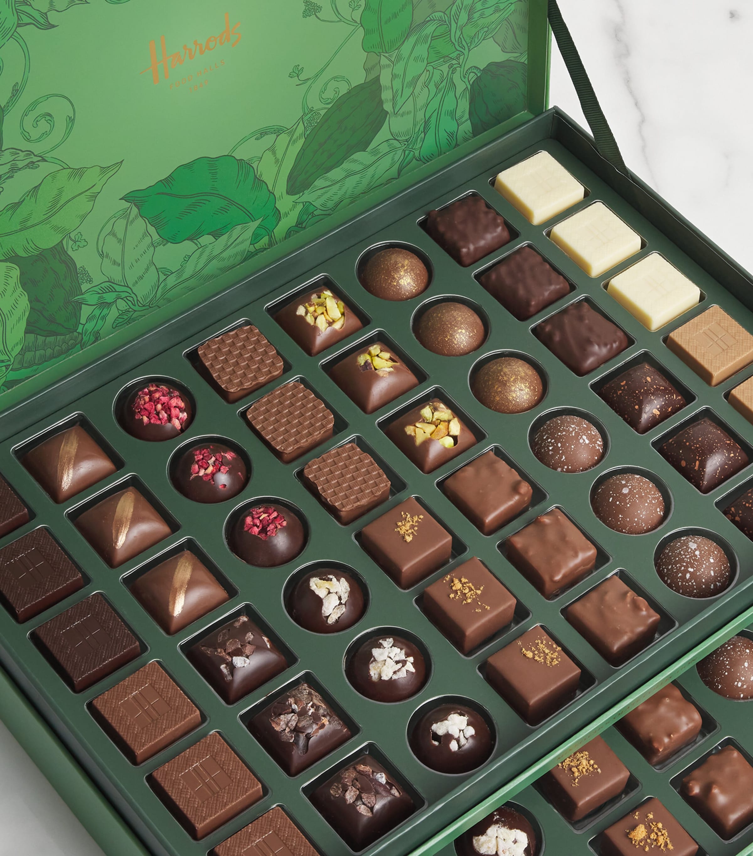 Mixed 96-Piece Chocolate Collection Box