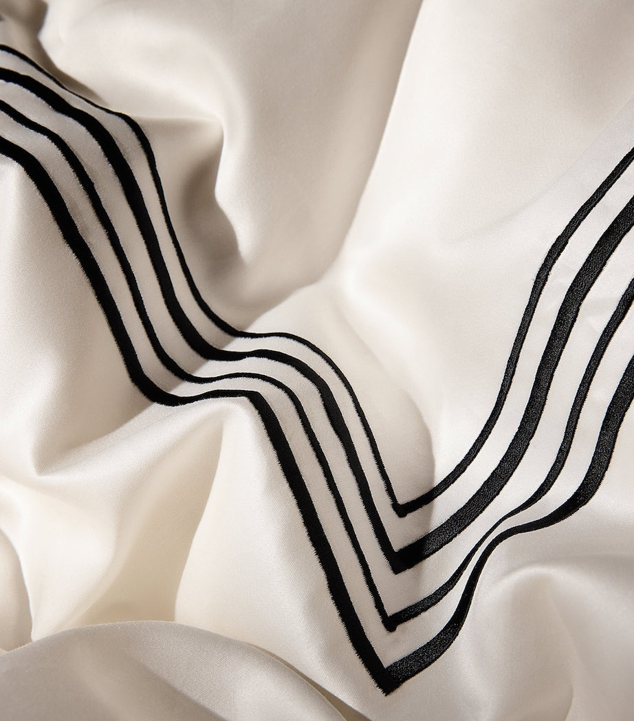 Mayfair King Duvet Cover and Pillowcase Set (230cm x 220cm)