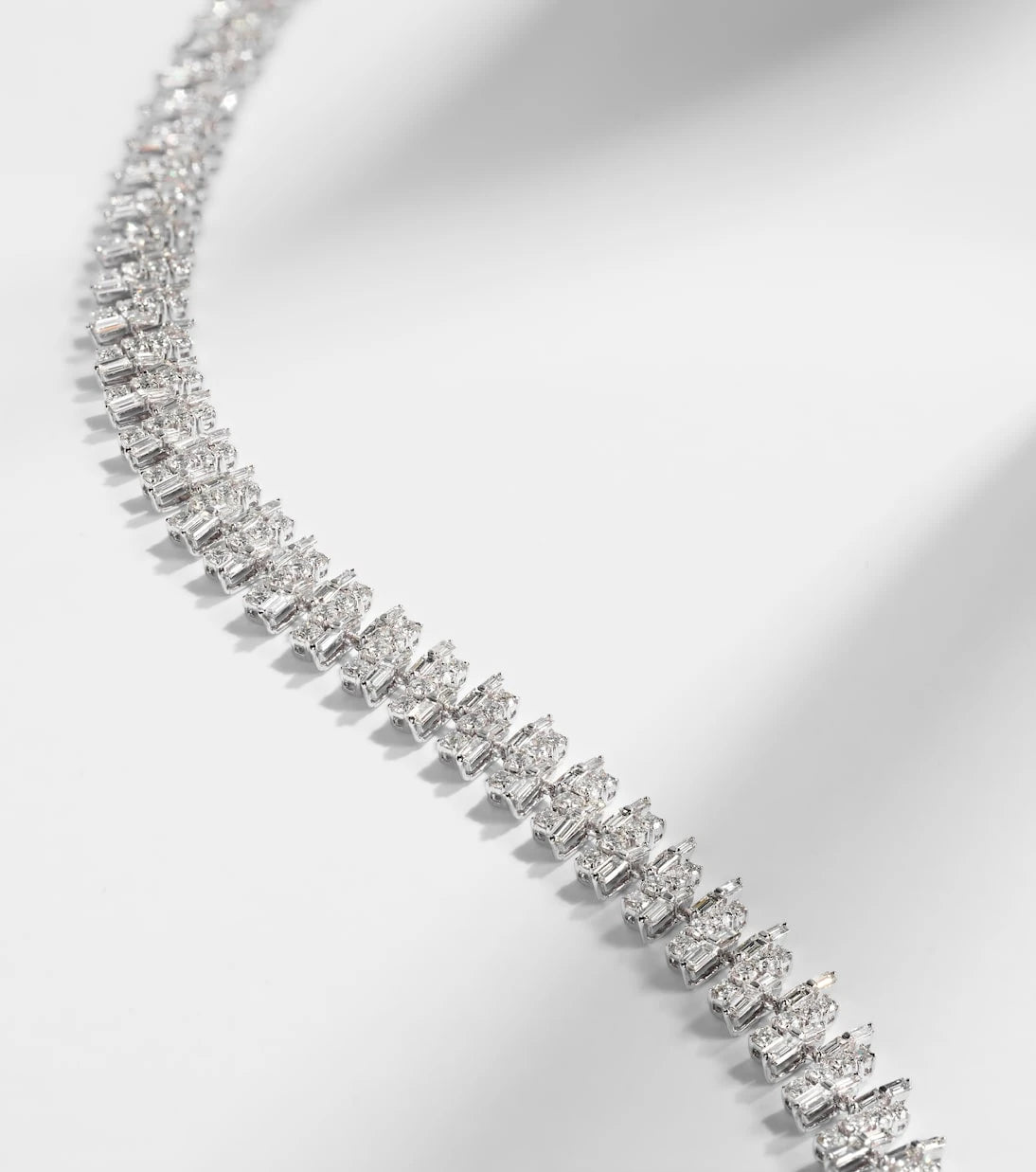 Kamyen - Art Deco 18kt white gold choker with diamonds