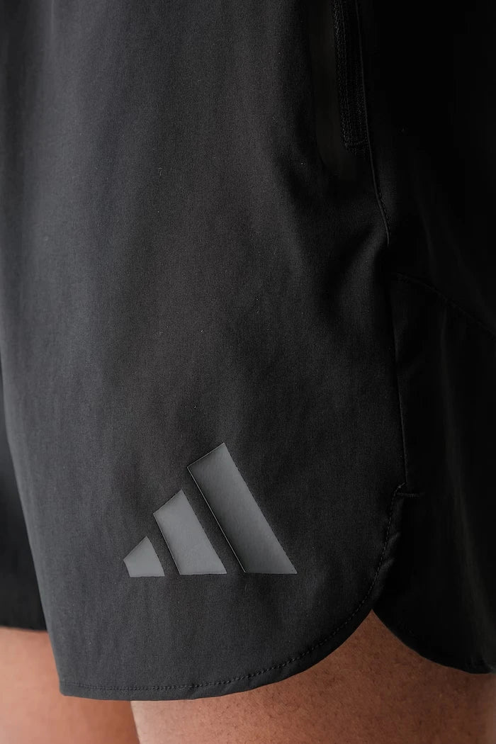 adidas Performance erkek spor şort Tiro Travel