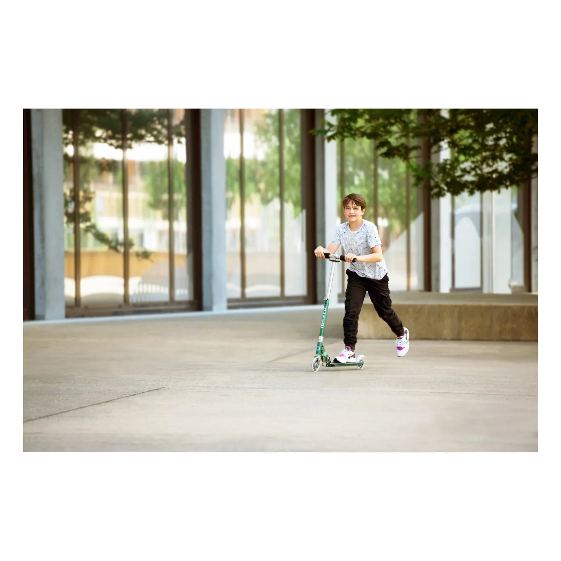 Micro - Sprite LED scooter | Chrome green