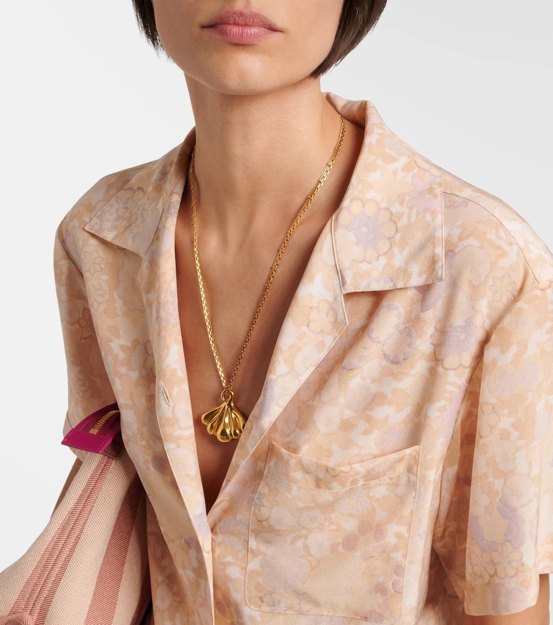 Chloé - Shell pendant necklace