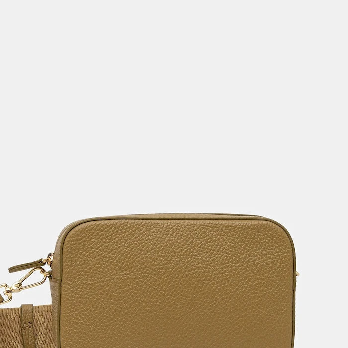 Coccinelle Kadın Deri Crossbody Çanta