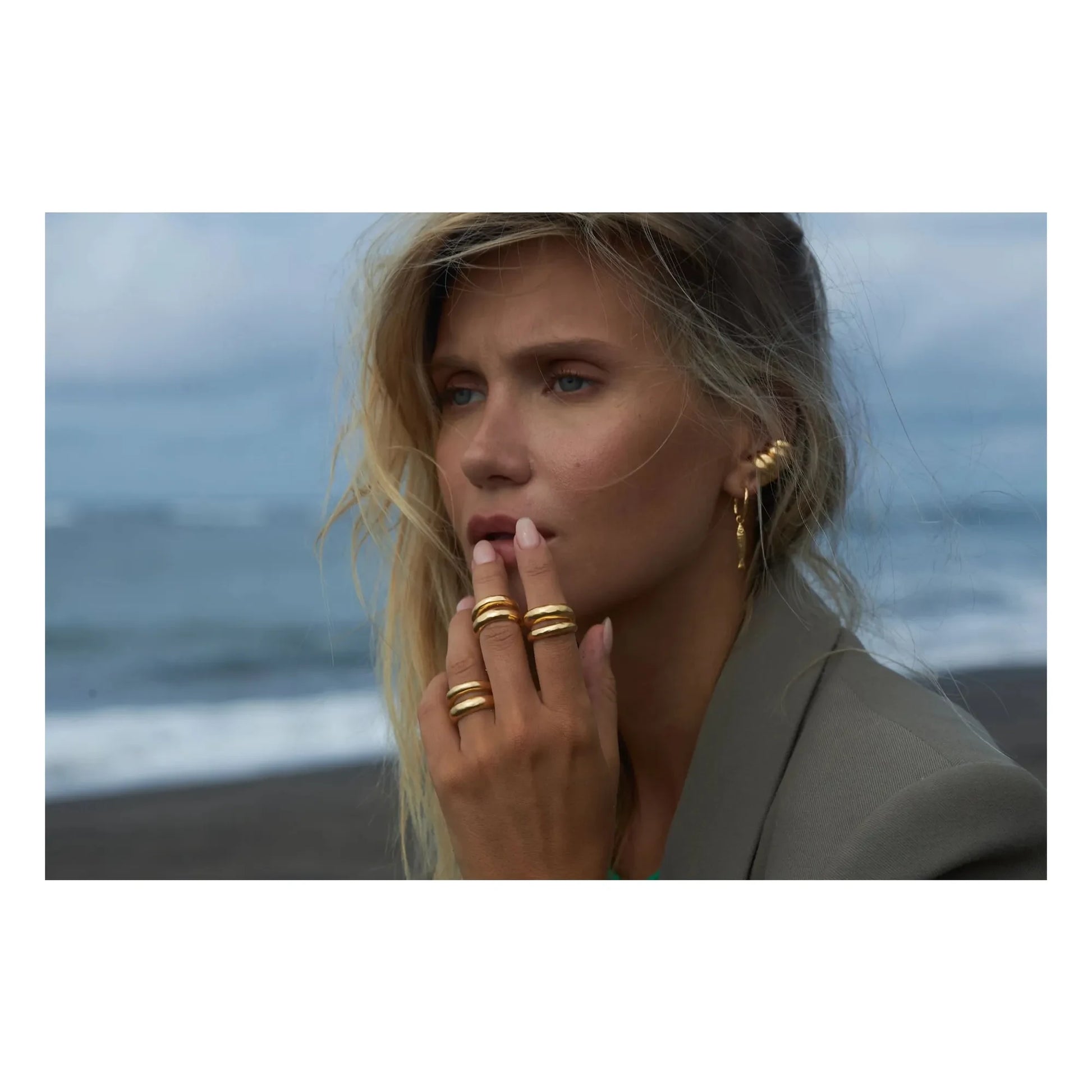MIMI ET TOI - Riva Earrings | Gold