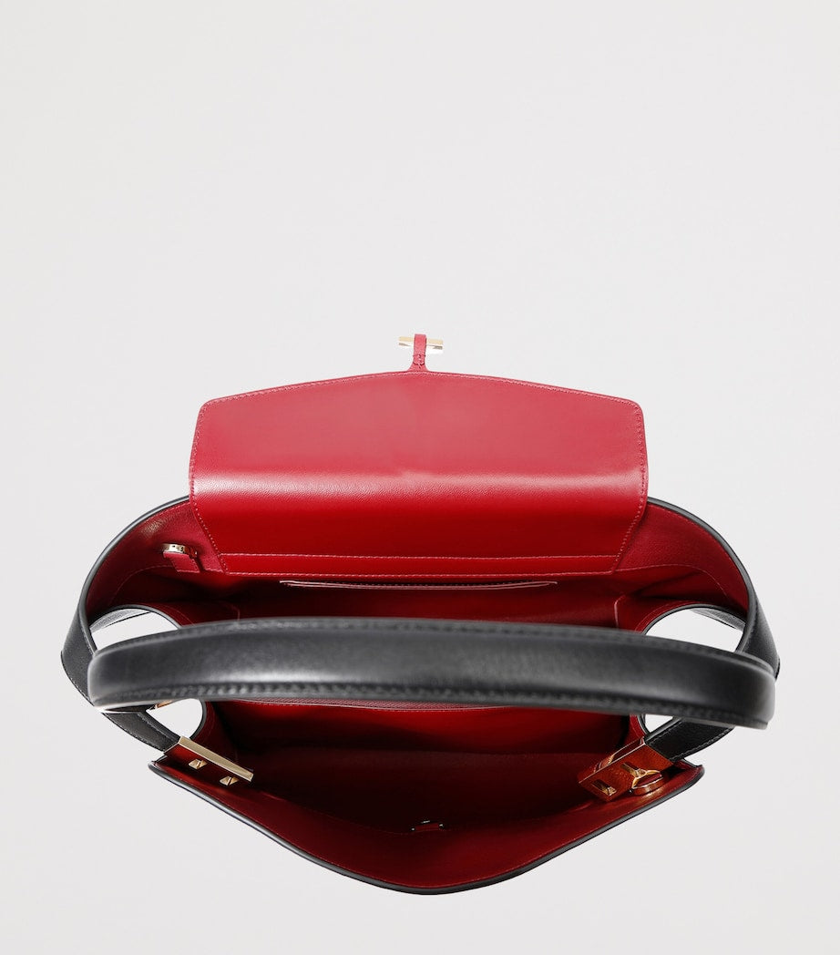 Salvatore Ferragamo Black Leather Hug Soft Shoulder Bag