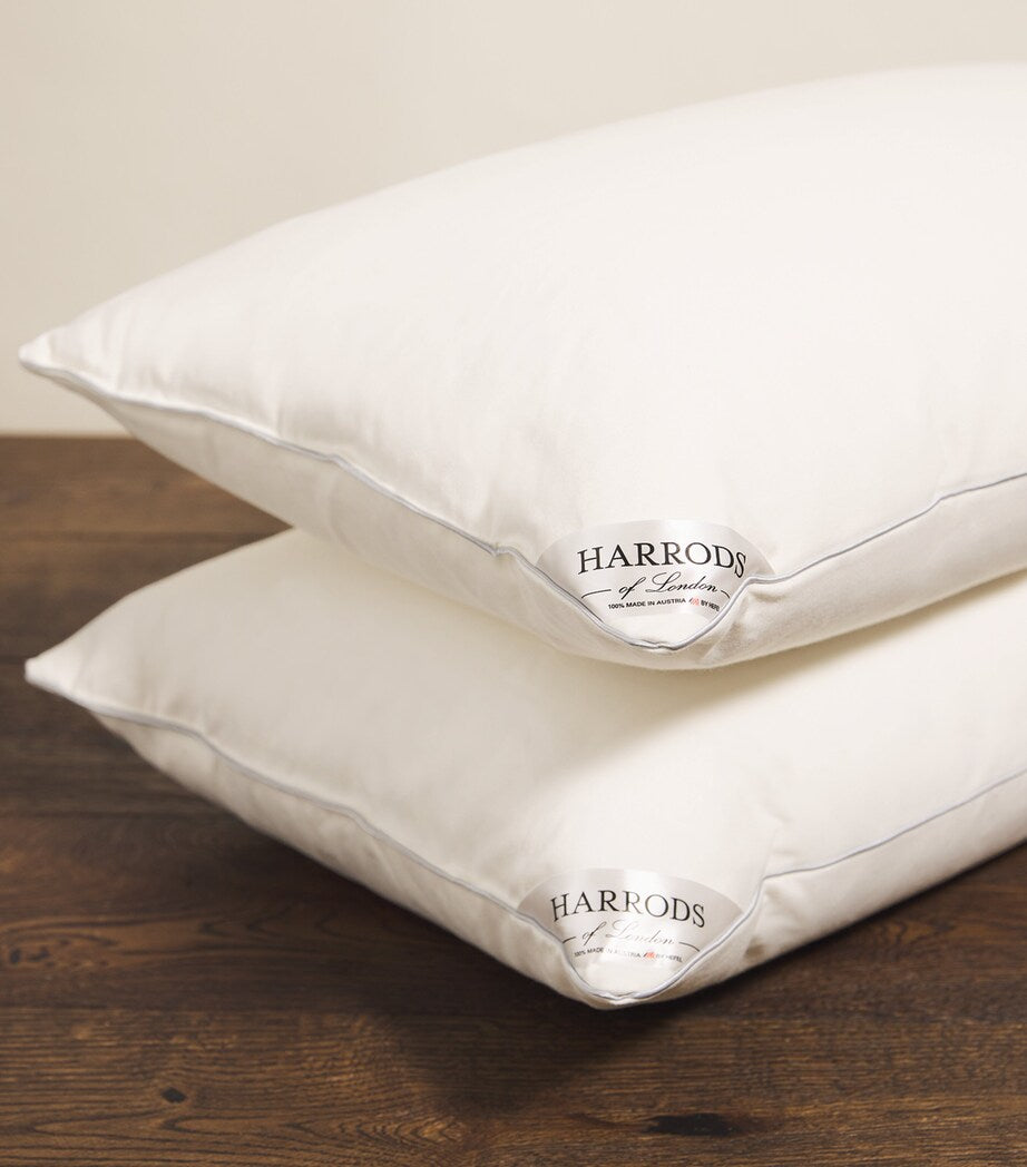 Firm Side Sleeper Pillow (50cm x 75cm)