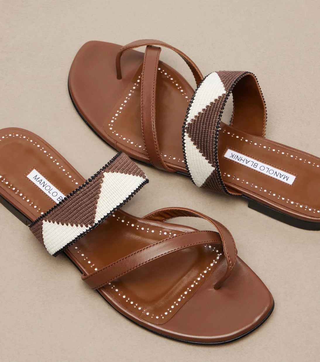 Manolo Blahnik - Susastra leather sandals