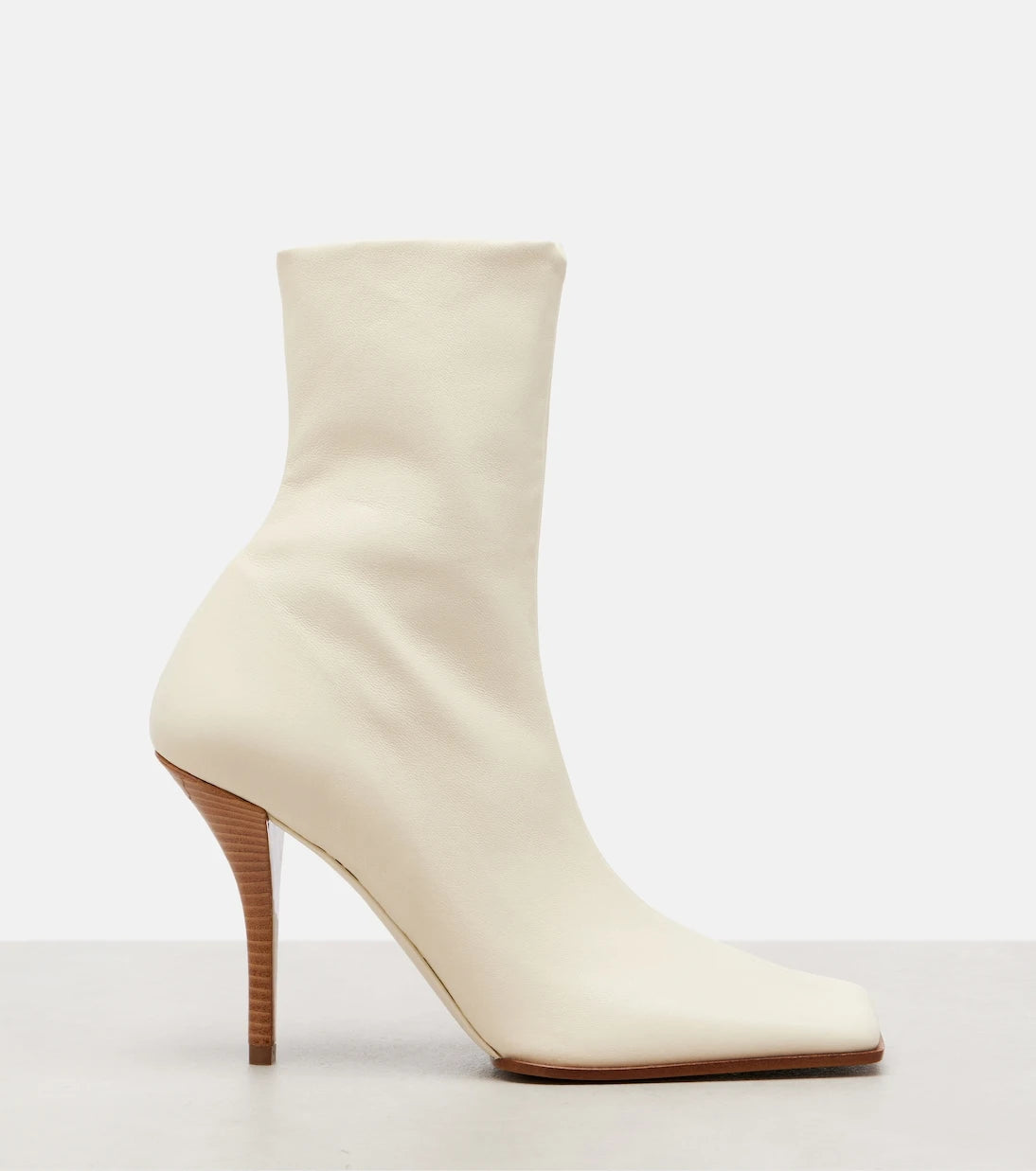 Alaïa - 90 leather ankle boots