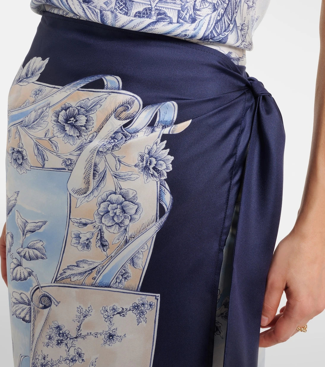Ferragamo - Printed silk wrap skirt
