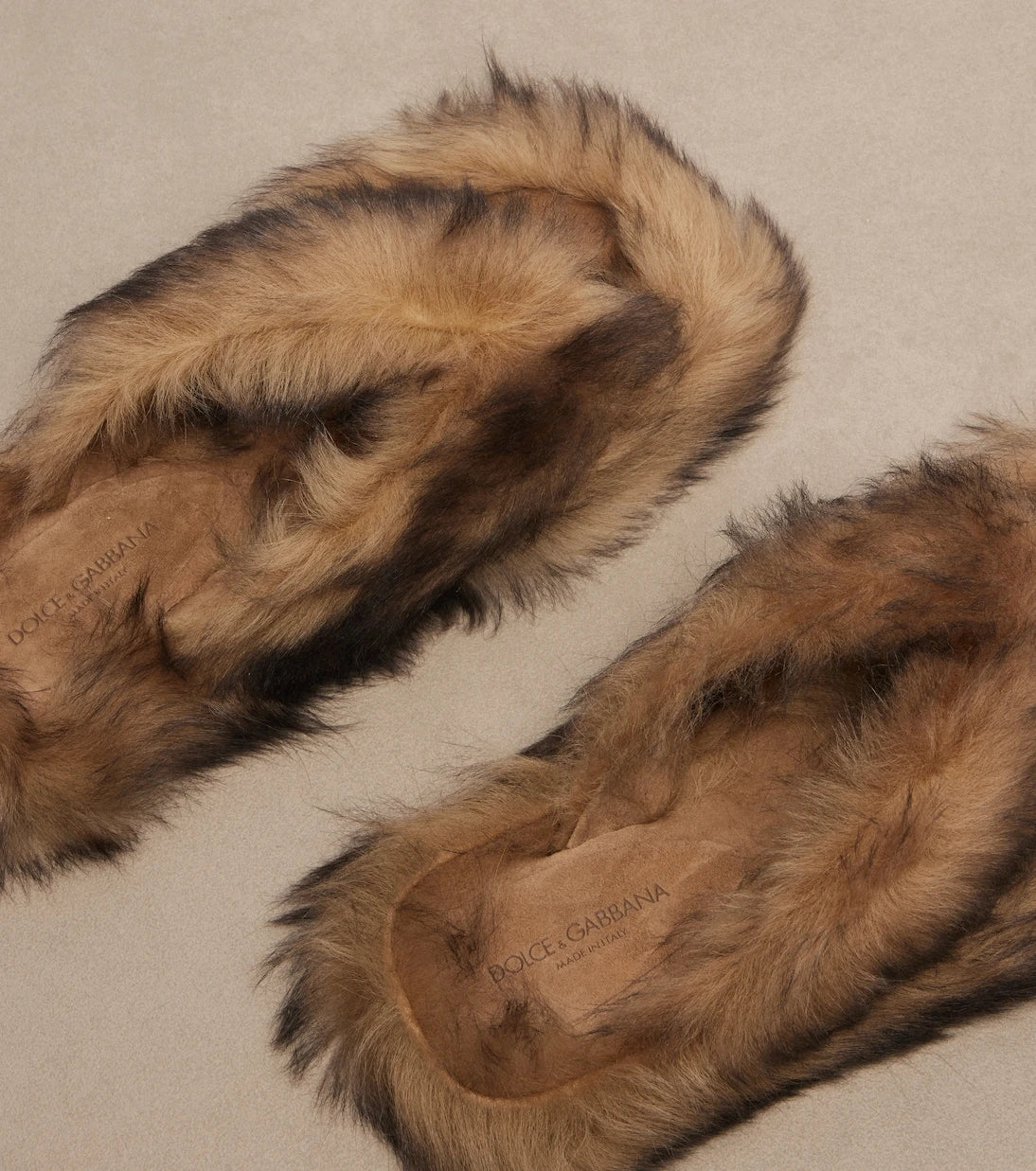 Dolce&Gabbana - Shearling thong sandals