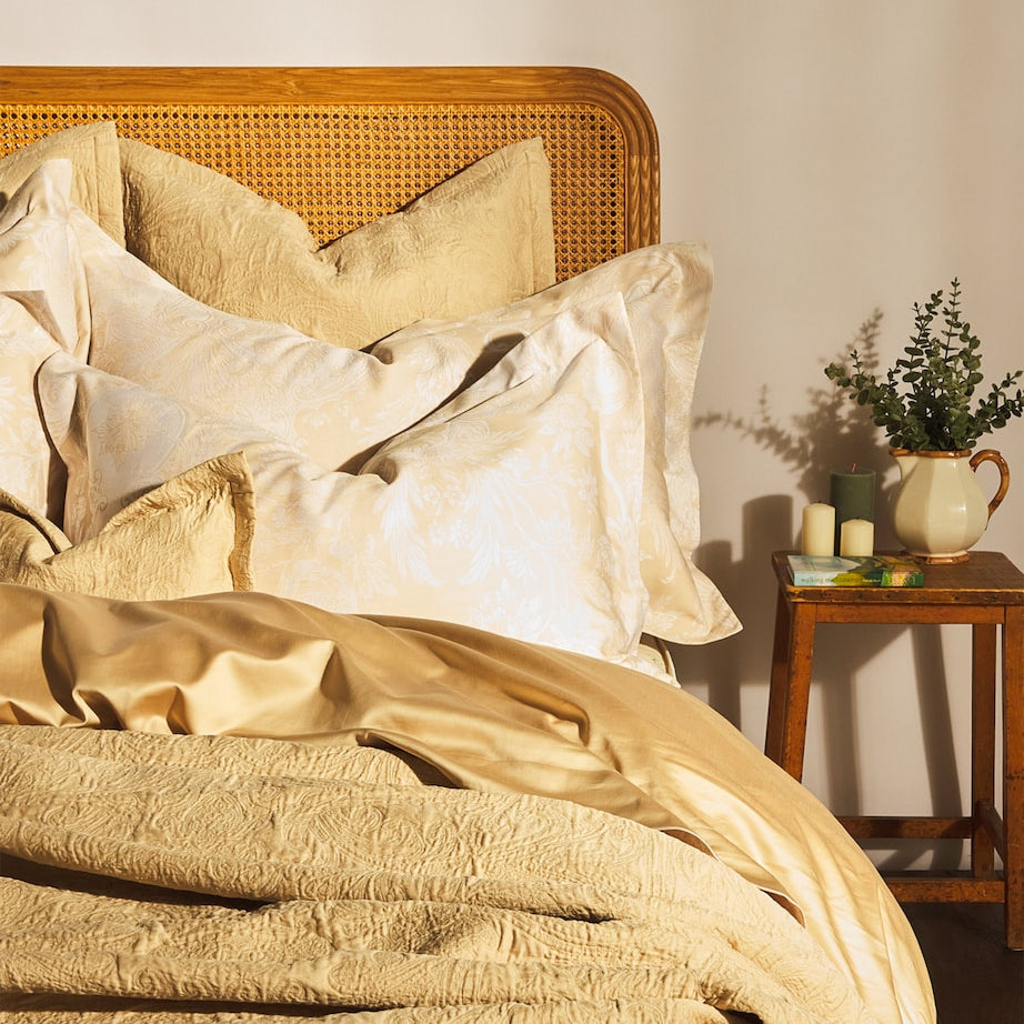 Celso De Lemos Egyptian Cotton Braga Bedspread (290cm x 255cm)