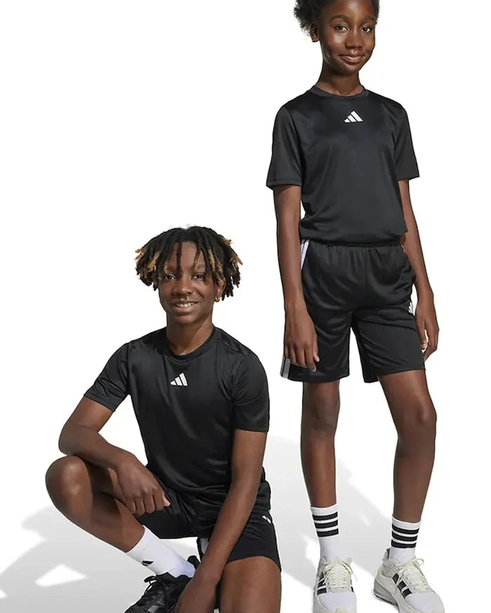 adidas Çocuk Takımı