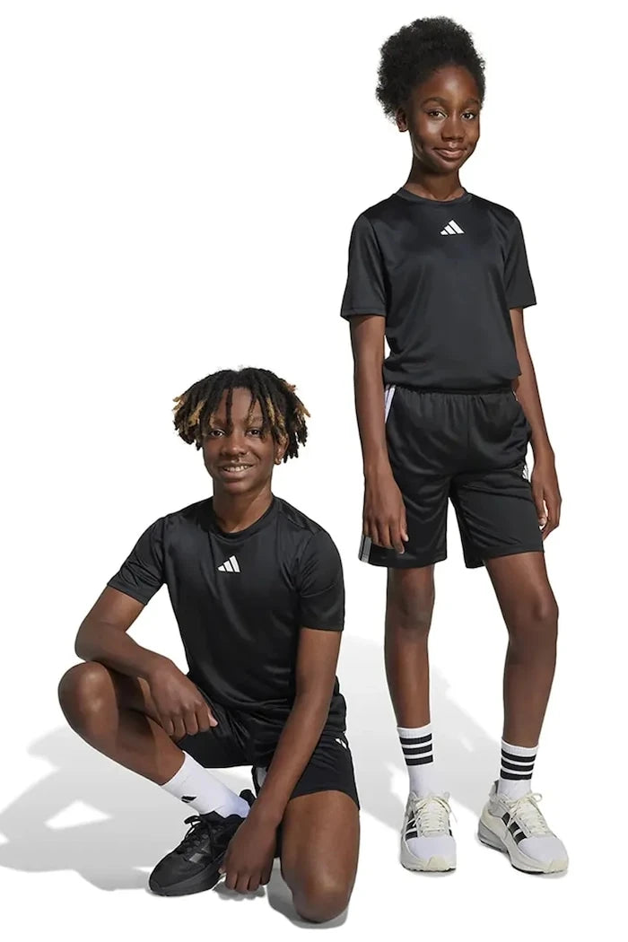 adidas Çocuk Takımı