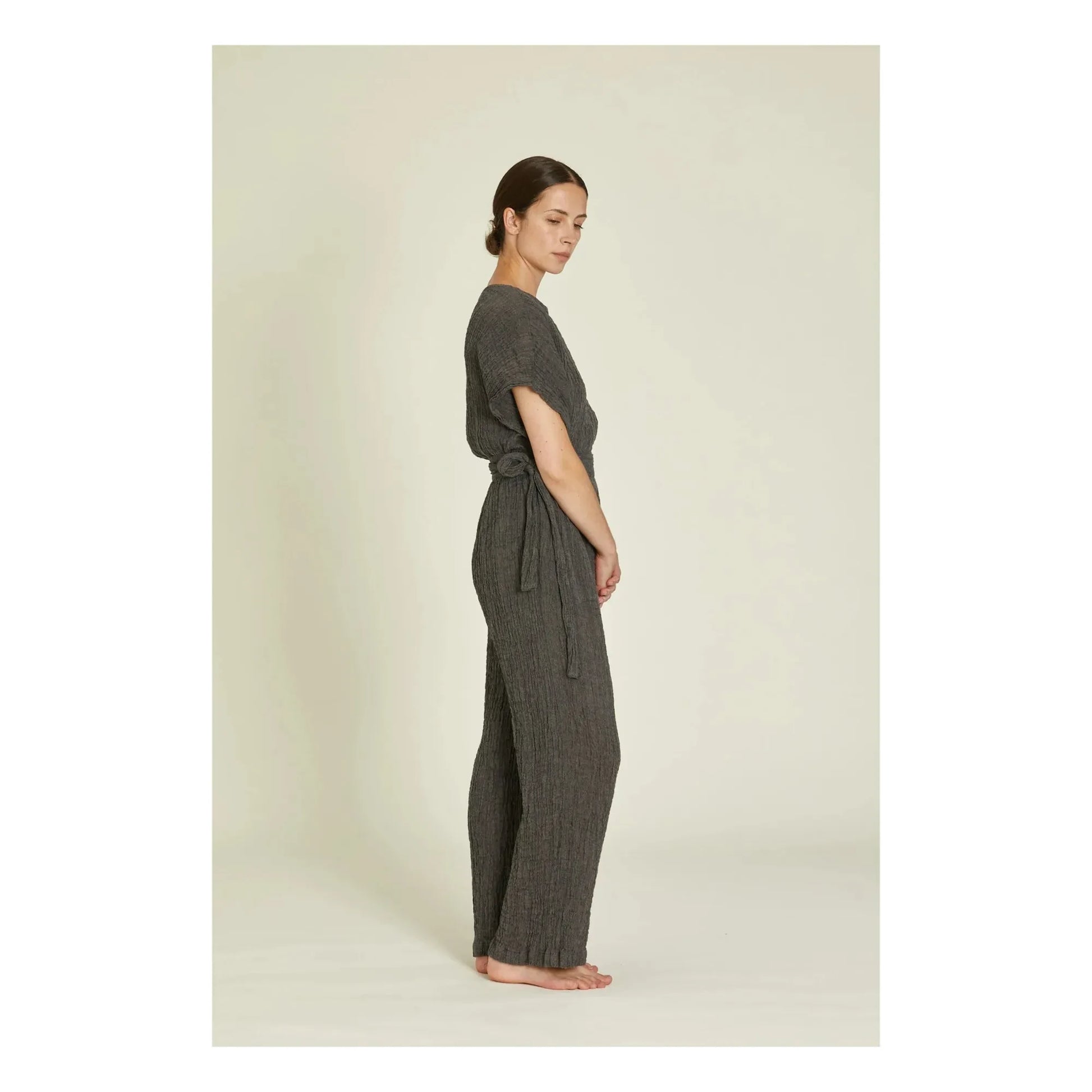 Black Crane - Basic Linen Top | Slate grey