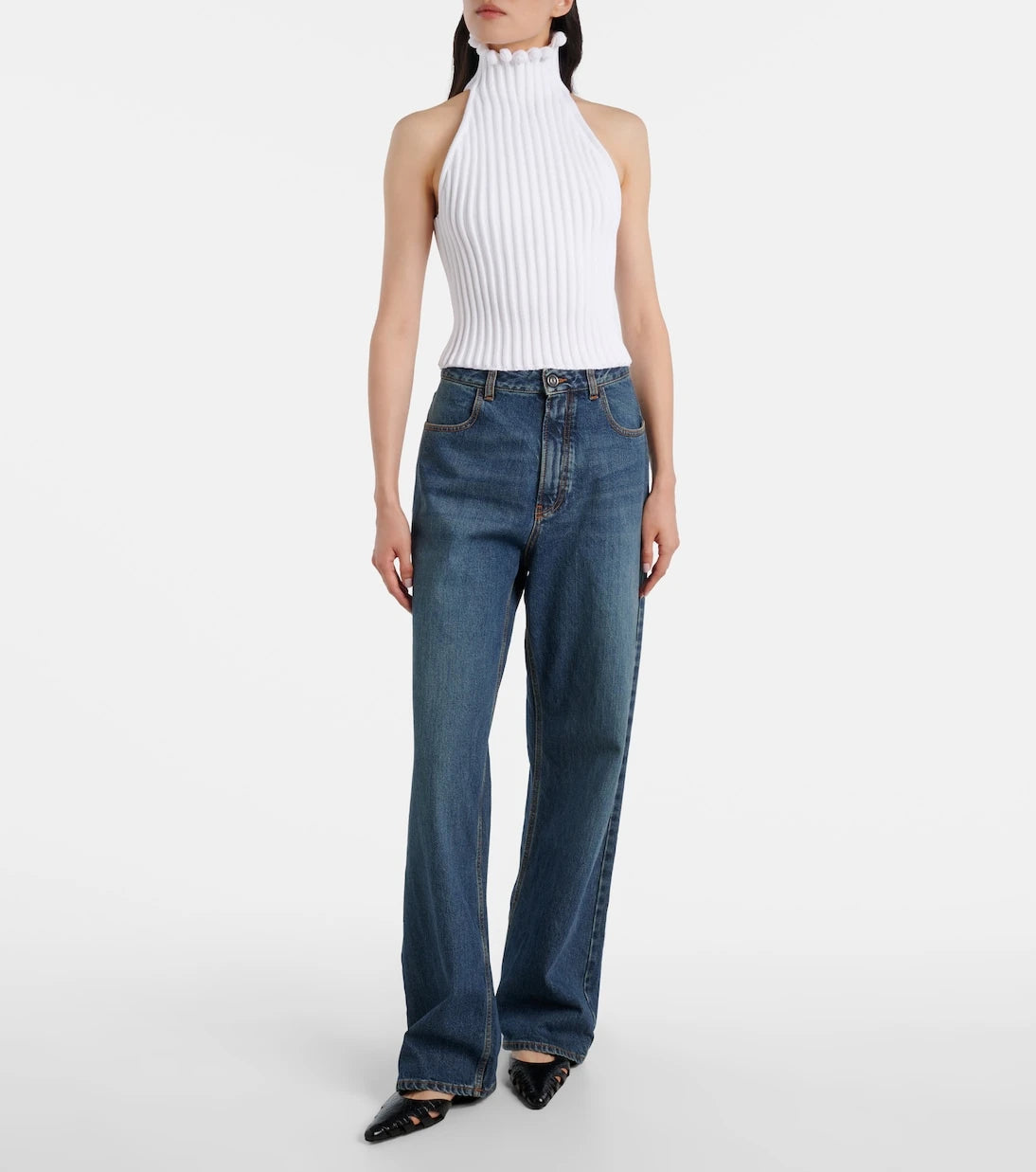 Alaïa - أحذية فلات جلدية بنقشة التمساح ورباط خلفي