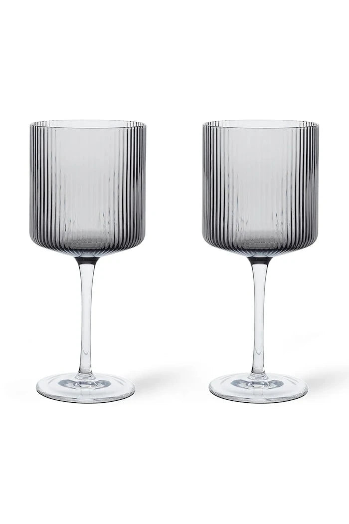 Комплект чаши за вино ferm LIVING 325 ml (2 броя)