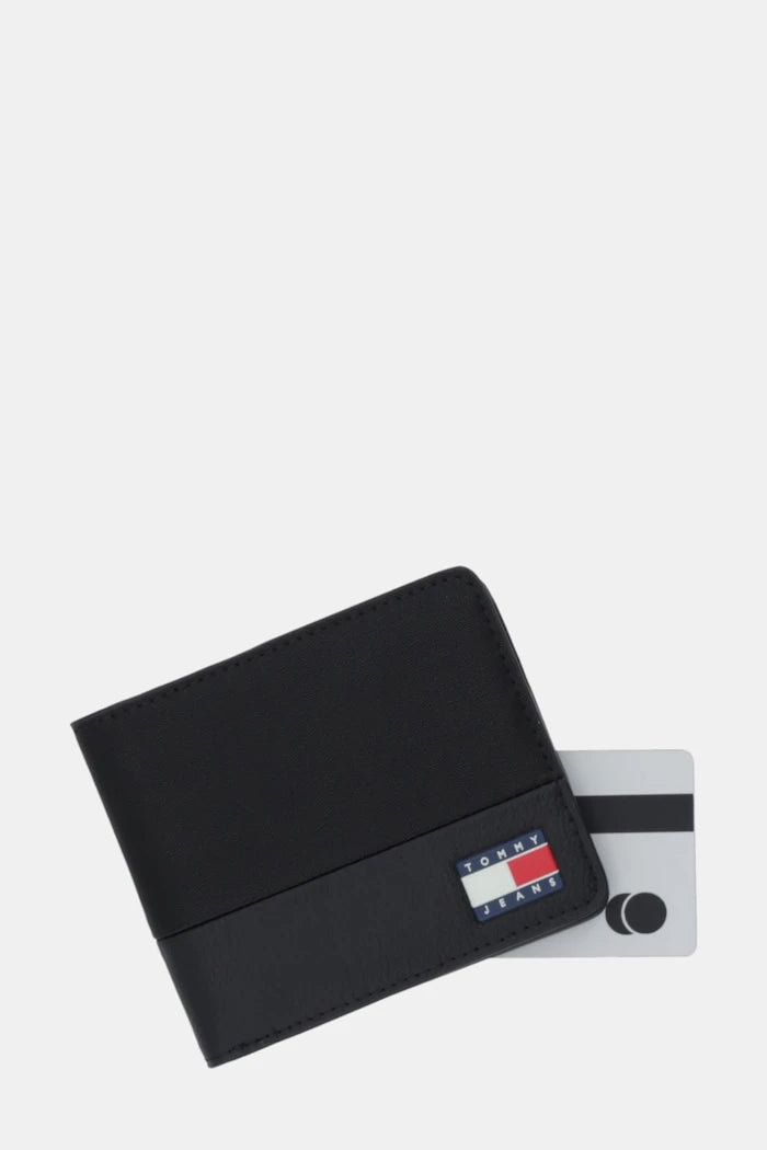 Кожен портфейл Tommy Jeans
