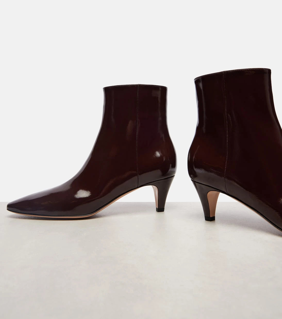 Gianvito Rossi - 55 patent leather ankle boots