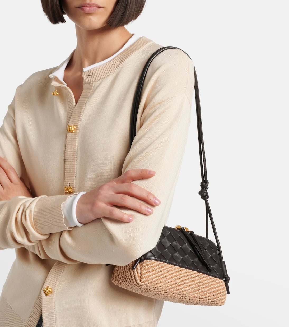 Bottega Veneta - Concert leather and raffia shoulder bag
