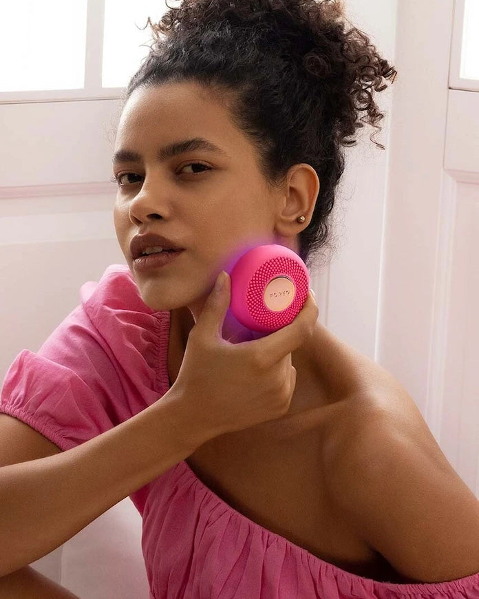FOREO UFO™ 3 mini Maske Uygulama ve Işık Terapisi Cihazı