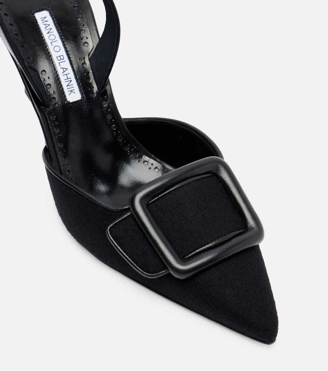 Manolo Blahnik - Mayslibi 70 slingback pumps