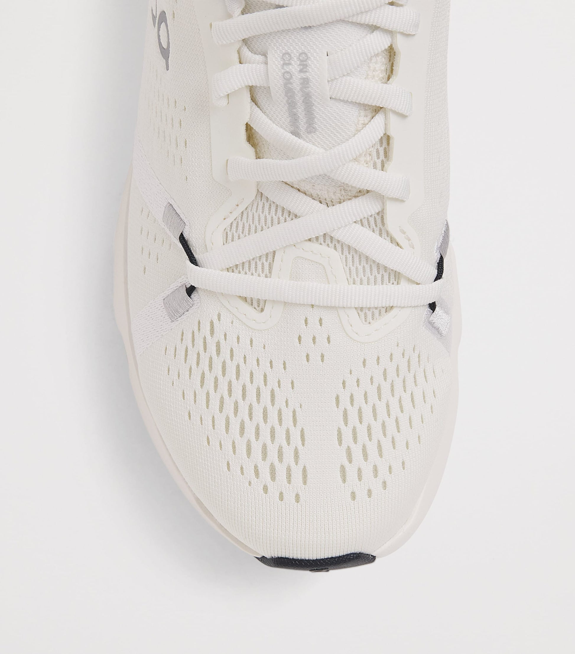 On Ivory Cloudsurfer 2 Trainers