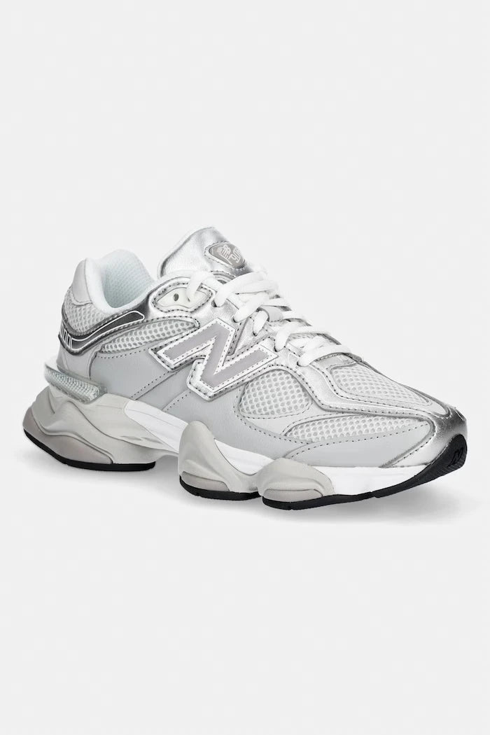 New Balance 9060 маратонки