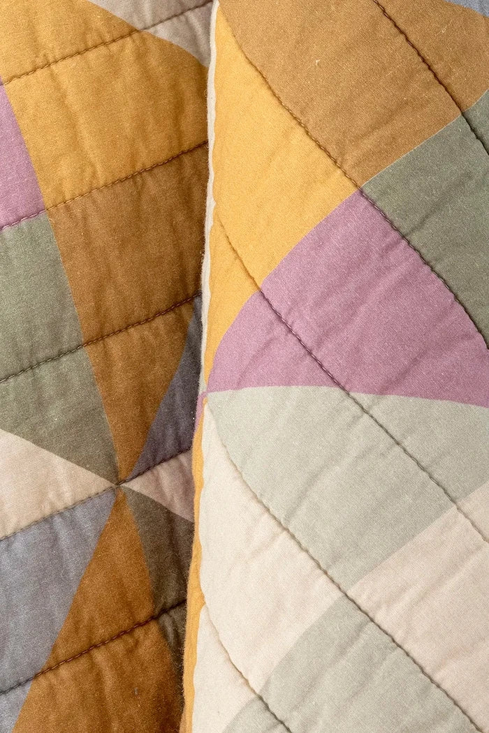 Pamuklu örtü Bloomingville Crewe 150 x 125 cm