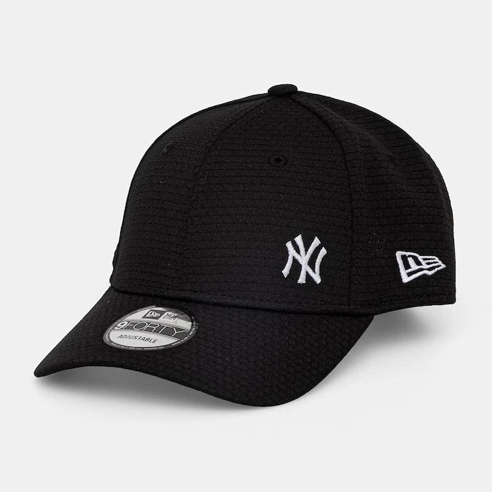 Шапка с козирка New Era FLAWLESS MESH 9FORTY®