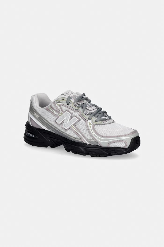 New Balance 740 маратонки за деца
