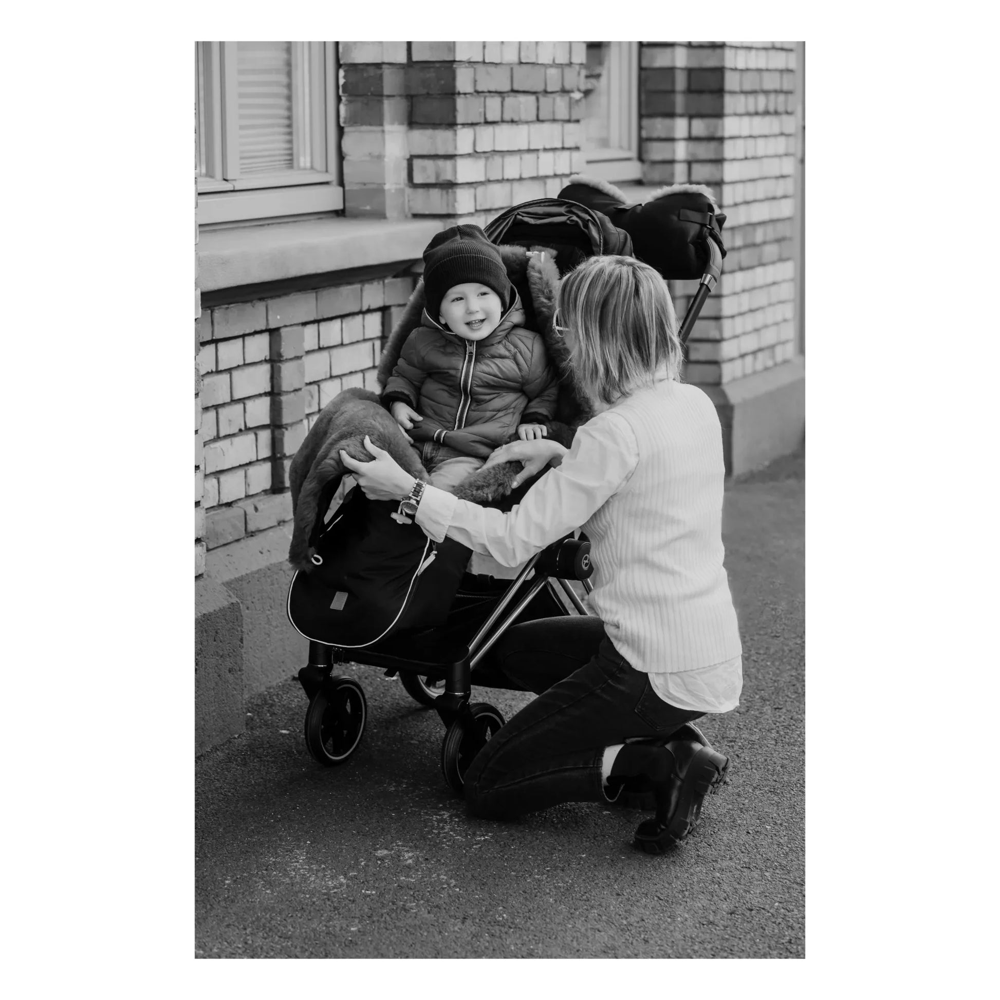 Kaiser - Lambskin Universal Footmuff | Charcoal grey