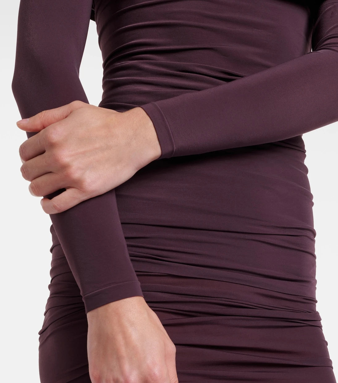 Wolford - توب مكشكش شبه شفاف ومفتوح الأكتاف