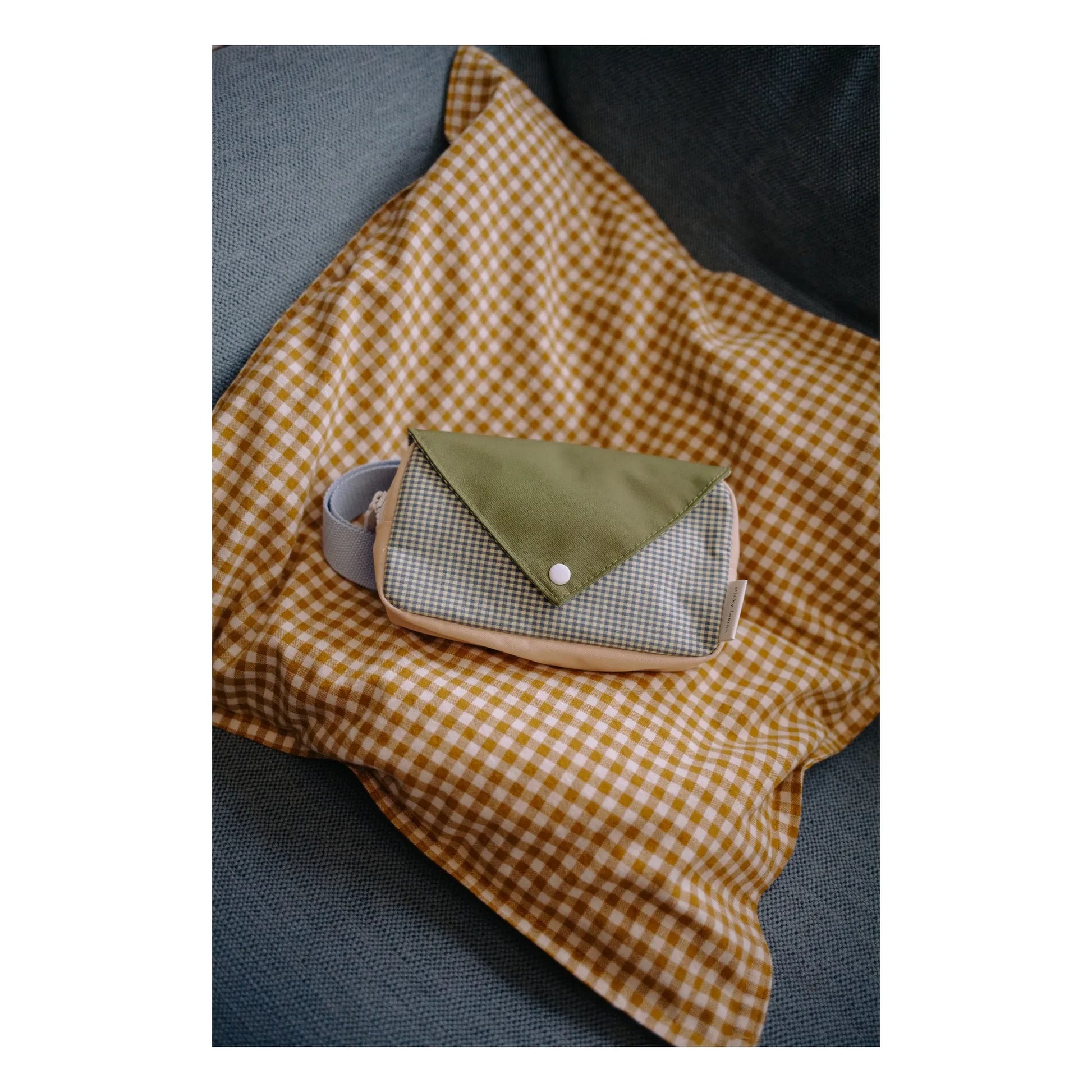 Sticky Lemon - Small Envelope Carreaux Banana Bag | Brown