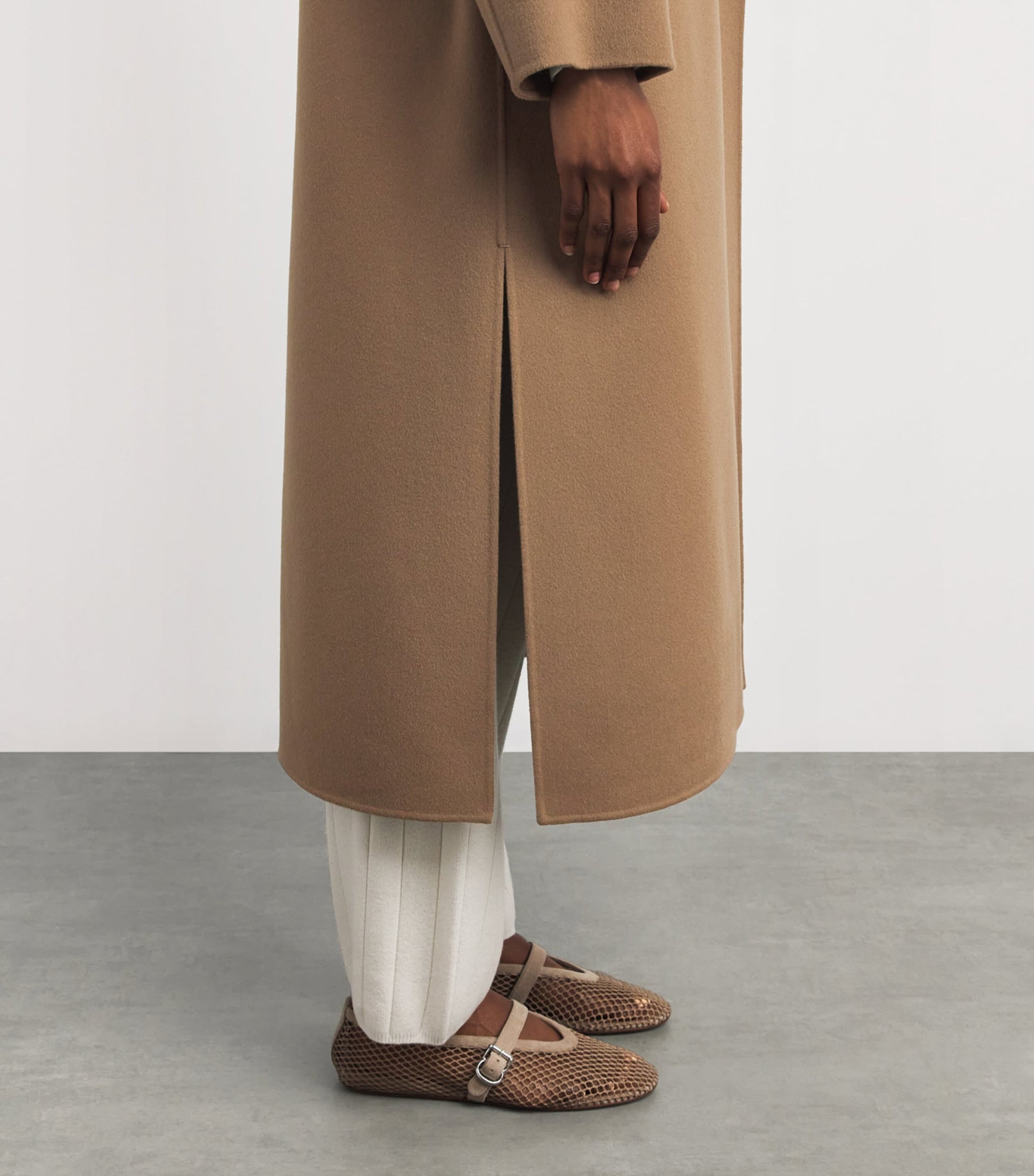Virgin Wool Silk-Lined Overcoat HAZELNUT BROWN