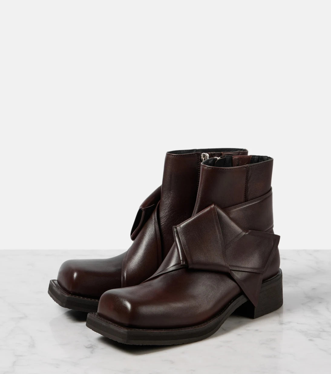 Acne Studios - جزمة الكاحل "موسوبي" الجلدية