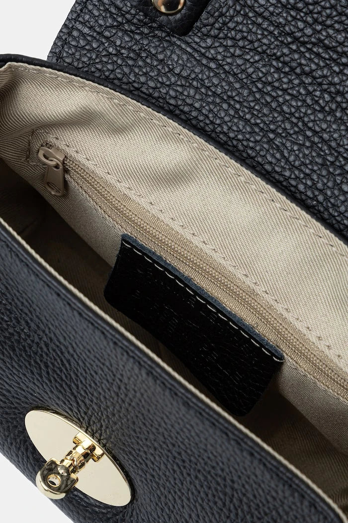 Answear.LAB kadın deri crossbody çanta