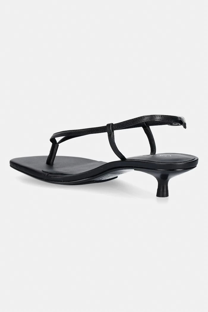 Calvin Klein сандали от кожа KITT HEEL SNDL STRAPPY SLING LTH