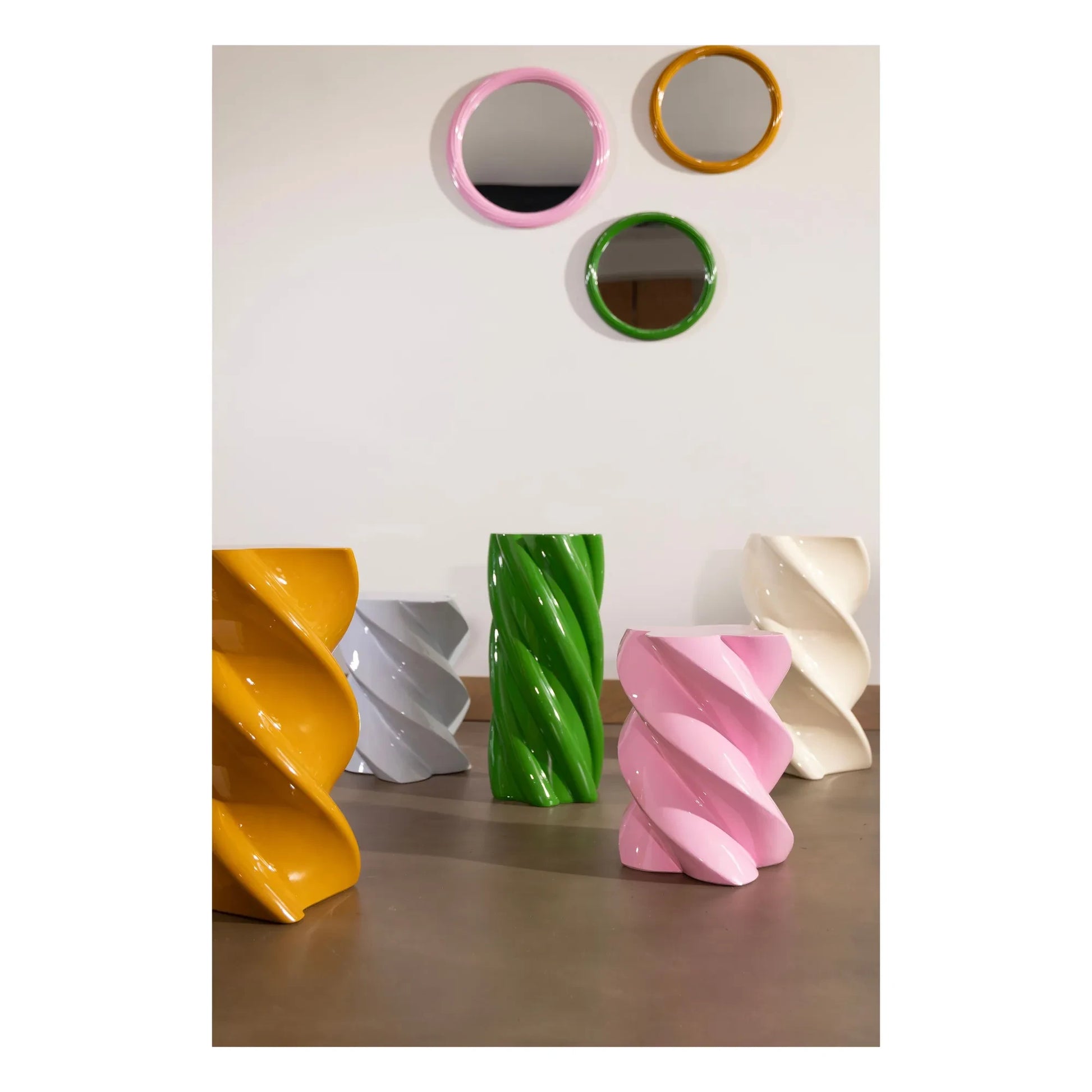&Klevering - Pillar side table | Candy pink