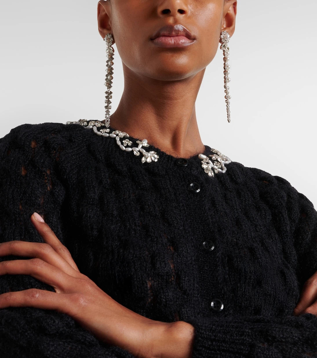 Simone Rocha - أقراط متدلية مزينة باللؤلؤ الصناعي