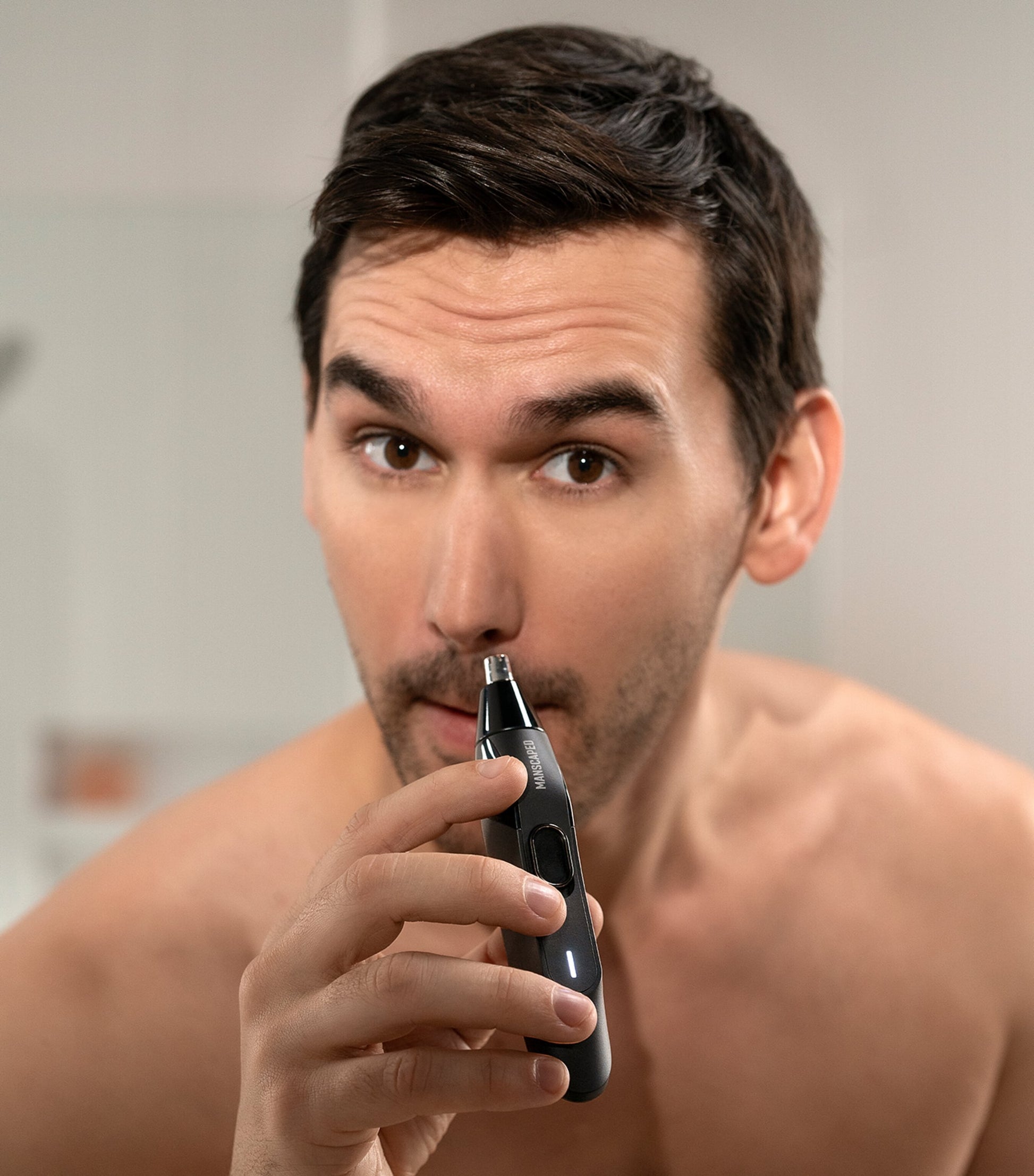 MANSCAPED The Weed Whacker 2.0 Nose & Ear Trimmer