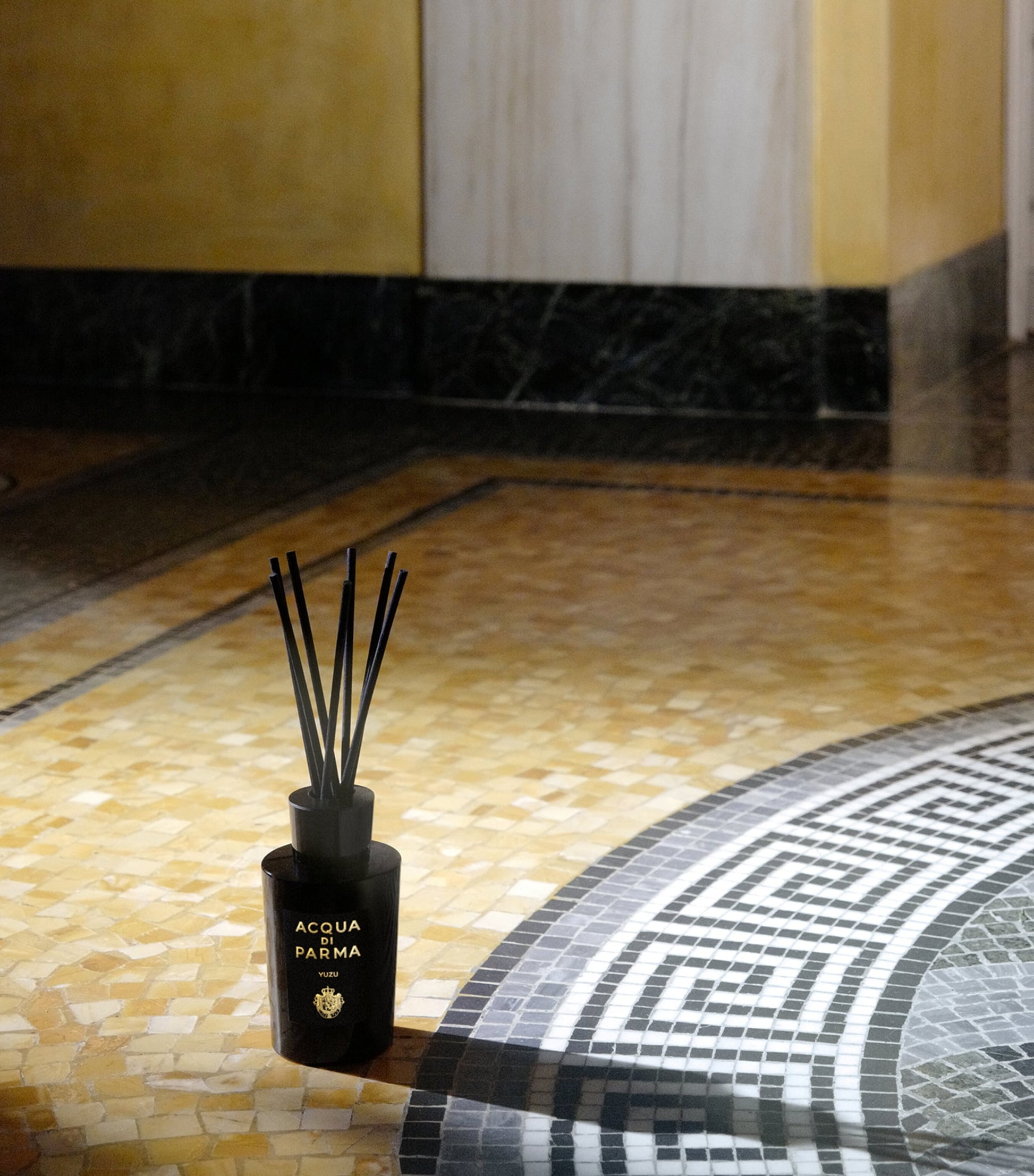 Signatures of the Sun Yuzu Diffuser (180ml)