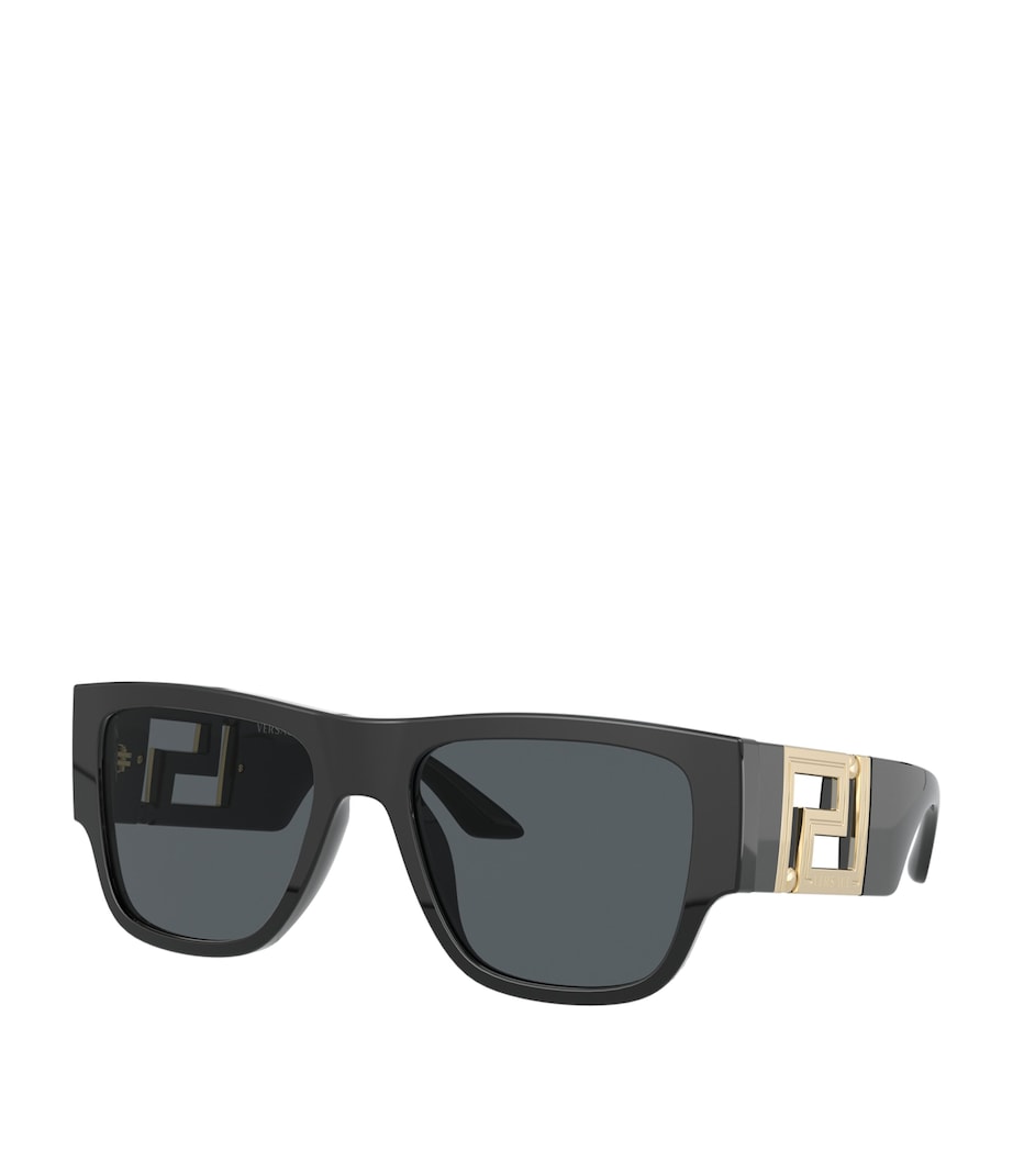 Black Wayfarer Sunglasses