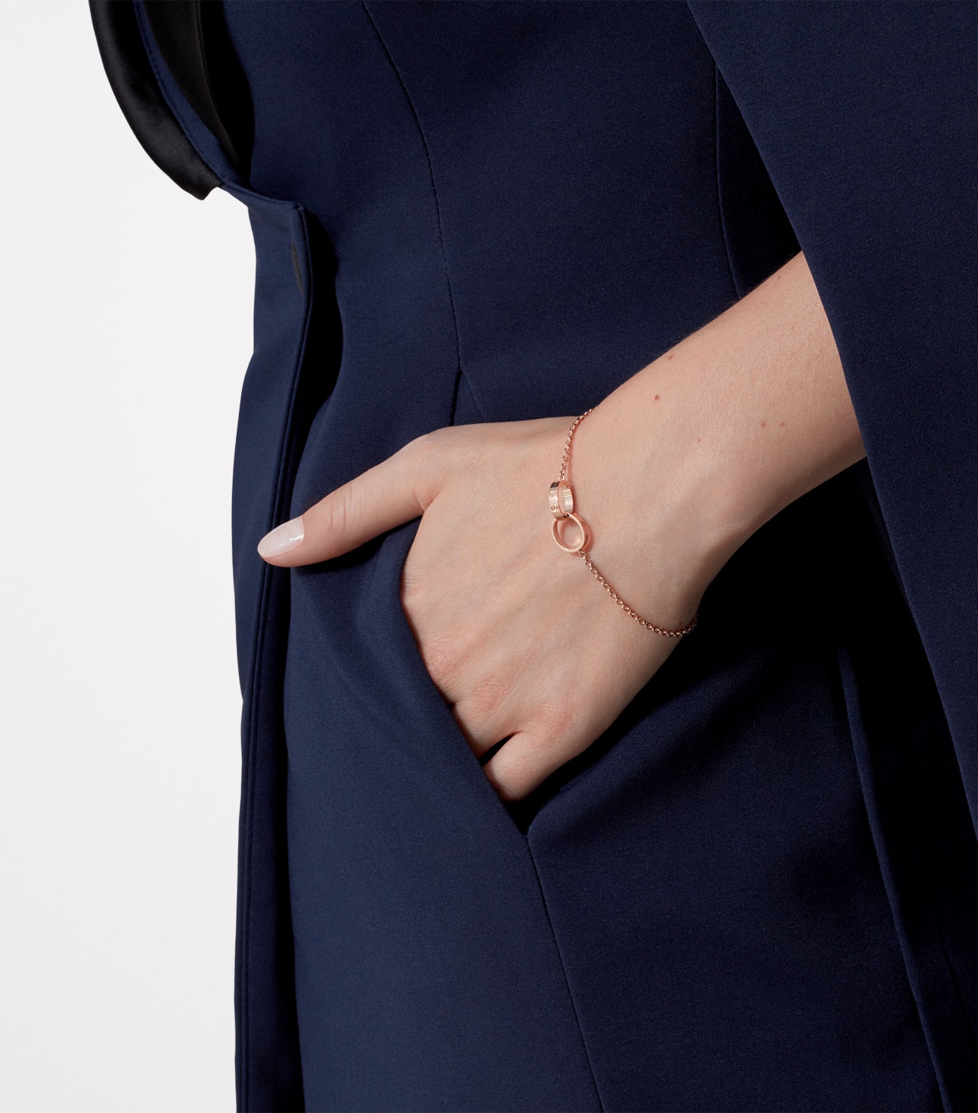 Rose Gold LOVE Chain Bracelet