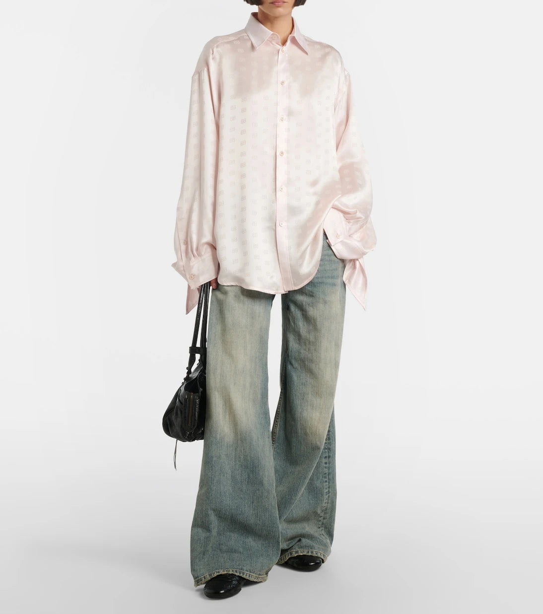 Balenciaga - حذاء سنيكرز City جلدي